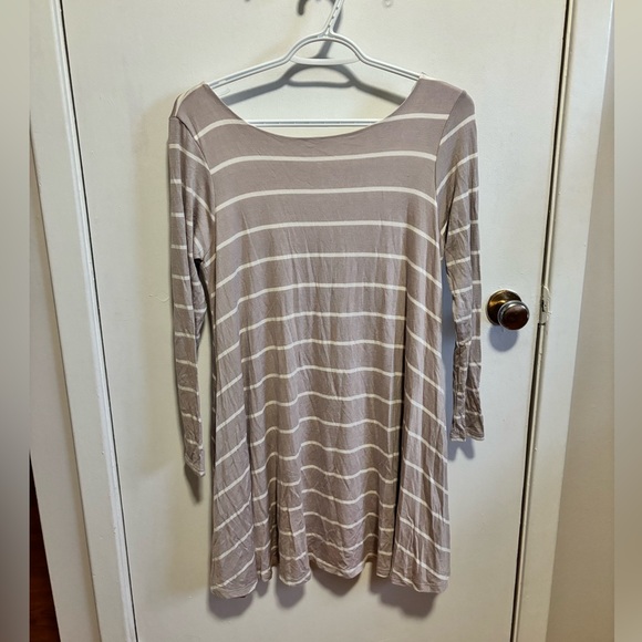 Stretchy striped LuLus dress - Picture 1 of 5